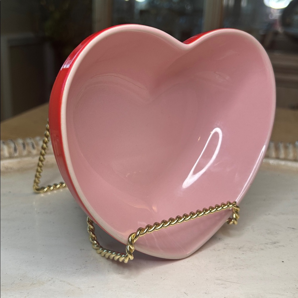 Le Creuset Stoneware Heart Bowl